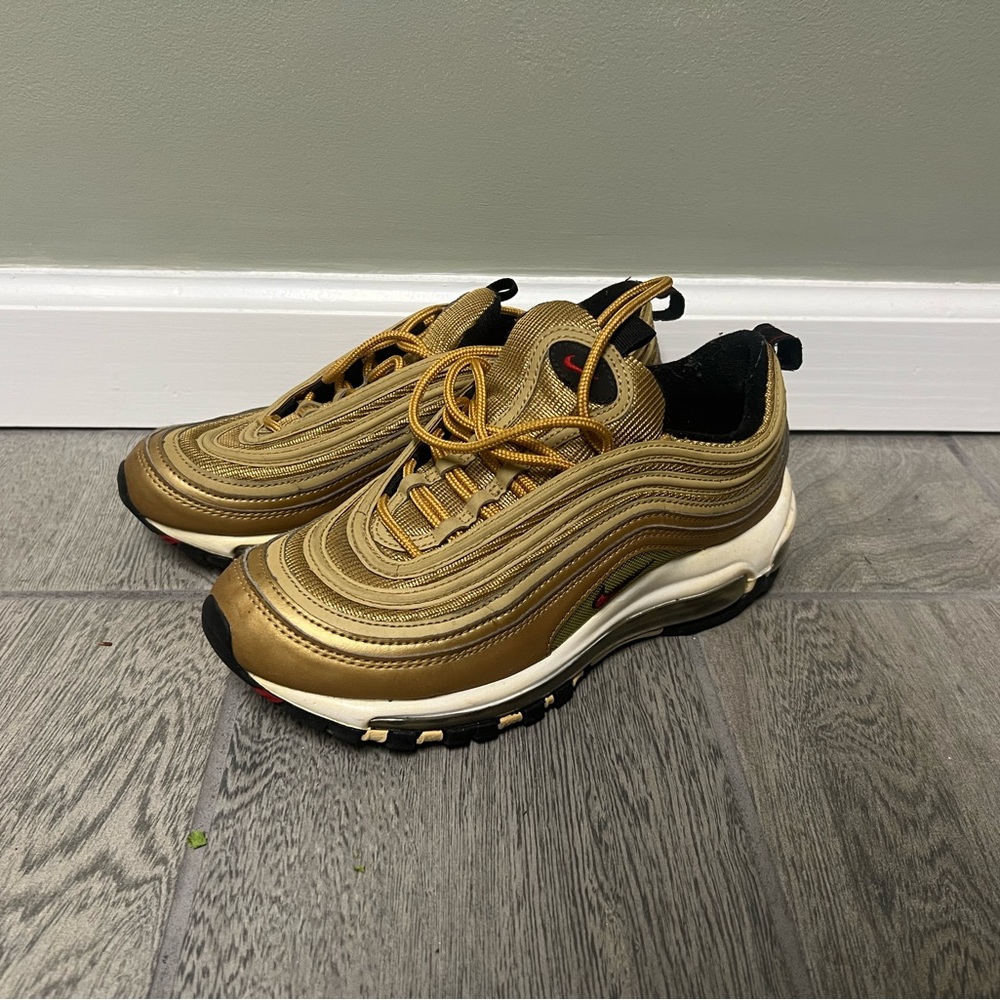 Used Gold Airmax 97 - womens size 7